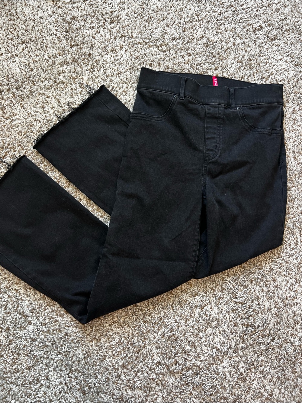 SPANX 20231 R Black Cropped Denim Flare Sz S - Picture 5 of 16